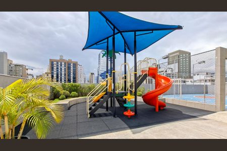 Apartamento à venda com 97m², 3 quartos e 2 vagasÁrea comum - Playground