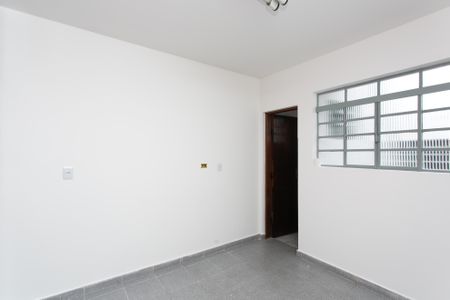 Casa para alugar com 124m², 2 quartos e 2 vagasEdícula 