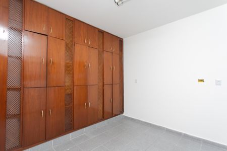 Casa para alugar com 124m², 2 quartos e 2 vagasEdícula 