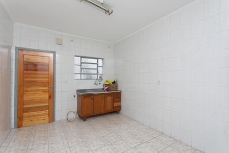 Casa para alugar com 124m², 2 quartos e 2 vagasCozinha 
