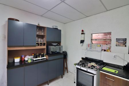 Casa à venda com 124m², 2 quartos e 2 vagasCozinha 