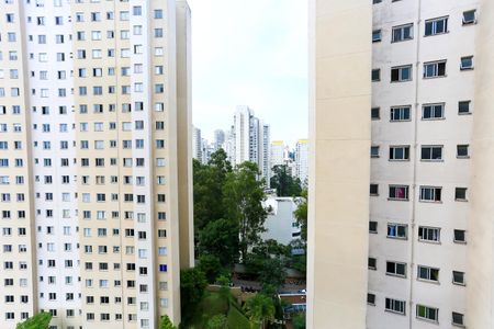 Sala  vista de apartamento para alugar com 2 quartos, 40m² em Vila Andrade, São Paulo