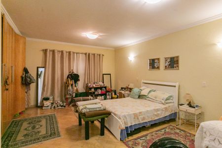 Casa à venda com 220m², 4 quartos e 4 vagas Casa à venda com 220m², 4 quartos e 4 vagasSuíte 3