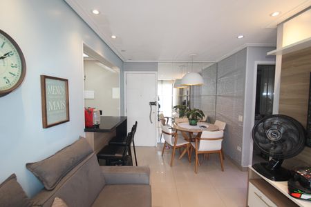 Apartamento para alugar com 45m², 2 quartos e sem vagaSala / Cozinha