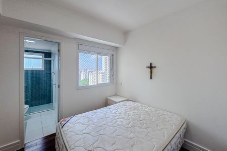 Apartamento para alugar com 151m², 3 quartos e 3 vagas Apartamento para alugar com 151m², 3 quartos e 3 vagasQuarto 2 - Suíte