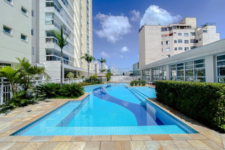 Apartamento para alugar com 151m², 3 quartos e 3 vagas Apartamento para alugar com 151m², 3 quartos e 3 vagasÁrea comum - Piscina