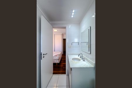 Apartamento para alugar com 151m², 3 quartos e 3 vagas Apartamento para alugar com 151m², 3 quartos e 3 vagasBanheiro da Suíte 2
