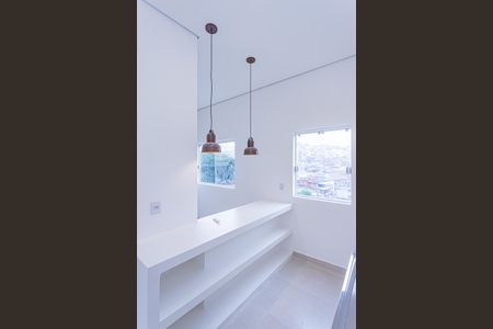 Cozinha e quarto de casa para alugar com 1 quarto, 22m² em Jardim Peri, São Paulo