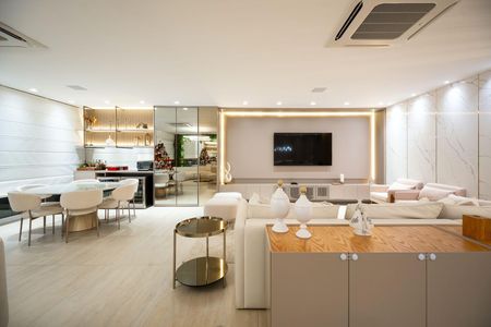 Apartamento à venda com 266m², 4 quartos e 4 vagas