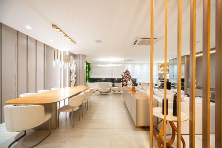 Apartamento à venda com 266m², 4 quartos e 4 vagas