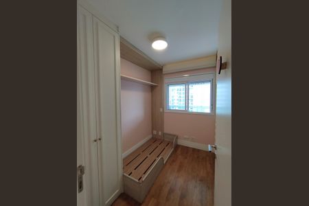Apartamento à venda com 74m², 2 quartos e 2 vagas Apartamento à venda com 74m², 2 quartos e 2 vagasQuarto