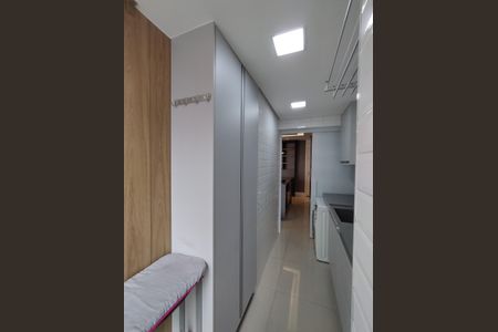 Apartamento à venda com 74m², 2 quartos e 2 vagas Apartamento à venda com 74m², 2 quartos e 2 vagasÁrea de Serviço