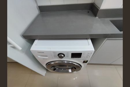 Apartamento à venda com 74m², 2 quartos e 2 vagas Apartamento à venda com 74m², 2 quartos e 2 vagasÁrea de Serviço