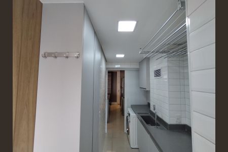 Apartamento à venda com 74m², 2 quartos e 2 vagas Apartamento à venda com 74m², 2 quartos e 2 vagasÁrea de Serviço