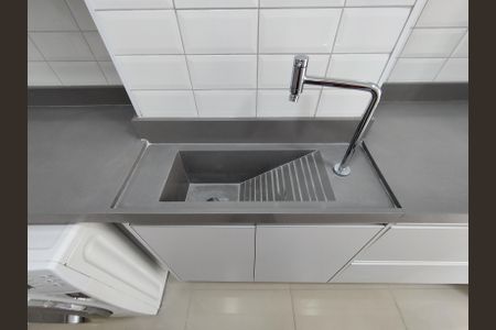 Apartamento à venda com 74m², 2 quartos e 2 vagas Apartamento à venda com 74m², 2 quartos e 2 vagasÁrea de Serviço