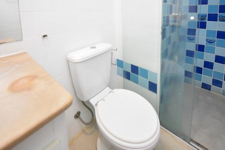 Apartamento à venda com 126m², 3 quartos e 2 vagas Apartamento à venda com 126m², 3 quartos e 2 vagasbanheiro corredor