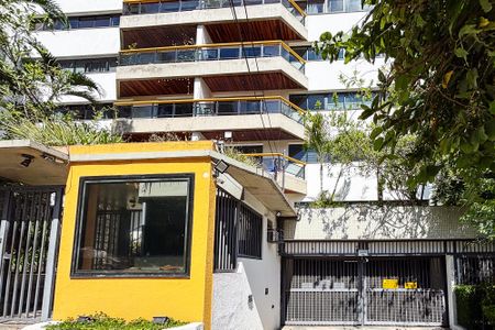 Apartamento à venda com 126m², 3 quartos e 2 vagas Apartamento à venda com 126m², 3 quartos e 2 vagasfachada do predio
