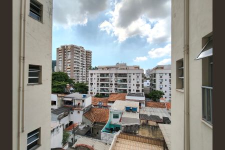 Apartamento à venda com 76m², 2 quartos e 1 vaga Apartamento à venda com 76m², 2 quartos e 1 vagaVista da Sala