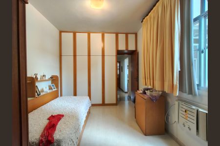 Apartamento à venda com 76m², 2 quartos e 1 vaga Apartamento à venda com 76m², 2 quartos e 1 vagaSuíte