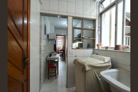 Apartamento à venda com 76m², 2 quartos e 1 vaga Apartamento à venda com 76m², 2 quartos e 1 vagaÁrea de Serviço