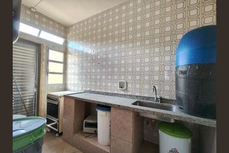 Apartamento à venda com 76m², 2 quartos e 1 vaga Apartamento à venda com 76m², 2 quartos e 1 vagaÁrea comum - Salão de festas