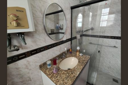 Apartamento à venda com 76m², 2 quartos e 1 vaga Apartamento à venda com 76m², 2 quartos e 1 vagaBanheiro da Suíte