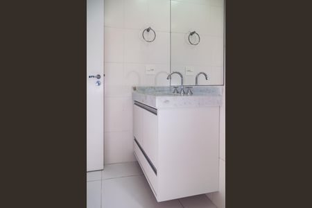 Apartamento para alugar com 70m², 2 quartos e 1 vaga