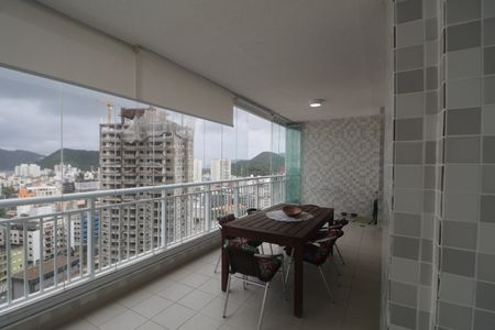 Apartamento para alugar com 118m², 3 quartos e 2 vagas Apartamento para alugar com 118m², 3 quartos e 2 vagasVaranda