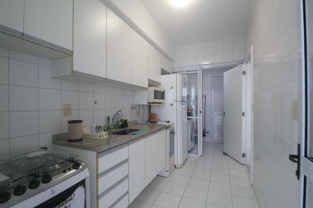 Apartamento para alugar com 118m², 3 quartos e 2 vagas Apartamento para alugar com 118m², 3 quartos e 2 vagasCozinha