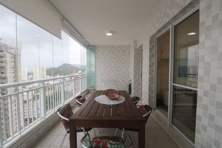 Apartamento para alugar com 118m², 3 quartos e 2 vagas Apartamento para alugar com 118m², 3 quartos e 2 vagasVaranda