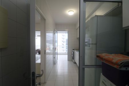 Apartamento para alugar com 118m², 3 quartos e 2 vagas Apartamento para alugar com 118m², 3 quartos e 2 vagasÁrea de Serviço