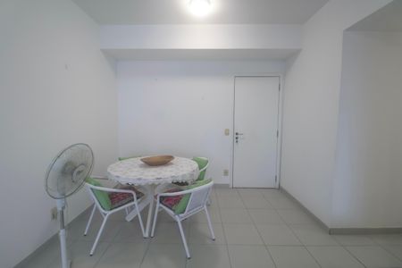 Sala de apartamento para alugar com 3 quartos, 118m² em Jardim Asturias, Guarujá