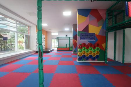 Apartamento para alugar com 118m², 3 quartos e 2 vagas Apartamento para alugar com 118m², 3 quartos e 2 vagasÁrea comum