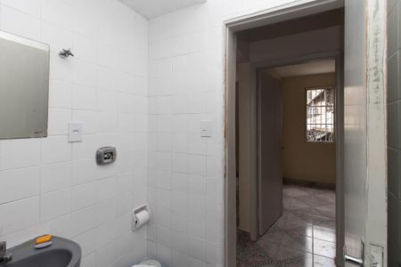 Banheiro de apartamento à venda com 2 quartos, 53m² em Vila Guilherme, São Paulo