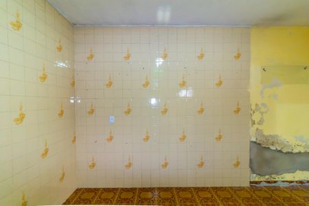 Cozinha de casa para alugar com 1 quarto, 30m² em Vila Santa Virginia, São Paulo