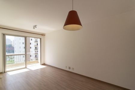 Sala de apartamento para alugar com 3 quartos, 82m² em Vila Campo Grande, São Paulo
