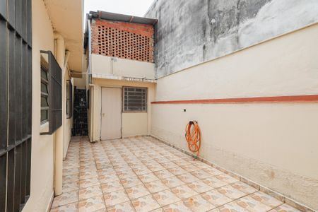 Casa para alugar com 120m², 1 quarto e 1 vagaQuintal