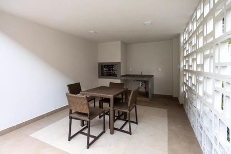 Apartamento para alugar com 35m², 2 quartos e sem vaga Apartamento para alugar com 35m², 2 quartos e sem vagaChurrasqueira
