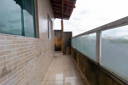 Casa para alugar com 54m², 2 quartos e sem vagaQuintal e área de serviço