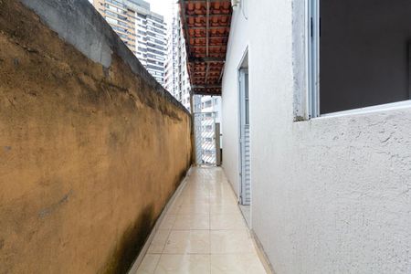 Casa para alugar com 54m², 2 quartos e sem vagaQuintal e área de serviço