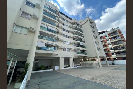 Apartamento para alugar com 122m², 3 quartos e 2 vagasFachada