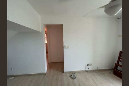 Apartamento para alugar com 122m², 3 quartos e 2 vagasCorredor
