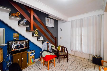 Casa para alugar com 215m², 4 quartos e 6 vagasSala