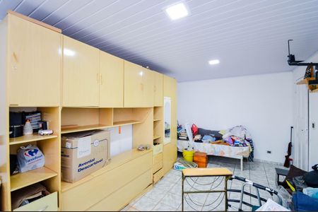 Casa para alugar com 215m², 4 quartos e 6 vagasQuarto 2