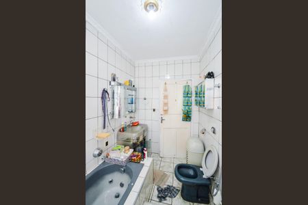 Casa para alugar com 215m², 4 quartos e 6 vagasBanheiro Social