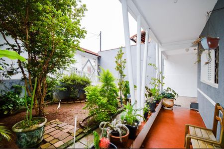 Casa para alugar com 215m², 4 quartos e 6 vagasEntrada Social 