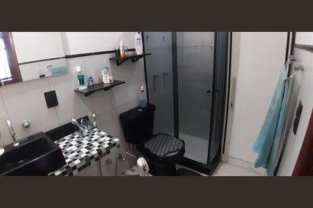 Banheiro de apartamento à venda com 2 quartos, 74m² em Sampaio, Rio de Janeiro