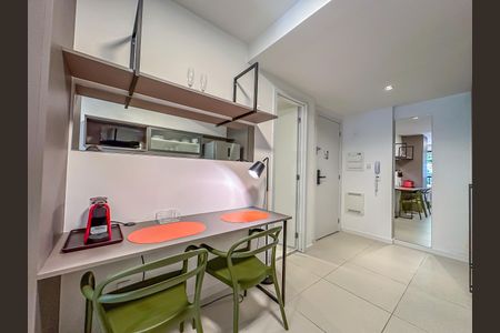Studio para alugar com 33m², 1 quarto e sem vaga Studio para alugar com 33m², 1 quarto e sem vagaCozinha