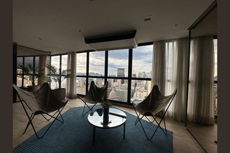 Studio para alugar com 33m², 1 quarto e sem vaga Studio para alugar com 33m², 1 quarto e sem vagaCoworking