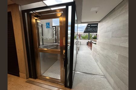 Studio para alugar com 33m², 1 quarto e sem vaga Studio para alugar com 33m², 1 quarto e sem vagaAcessibilidade